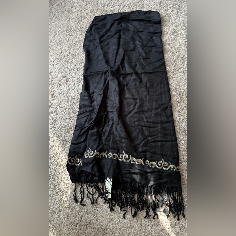 Vintage Elegant Black and Gold Women's Scarf